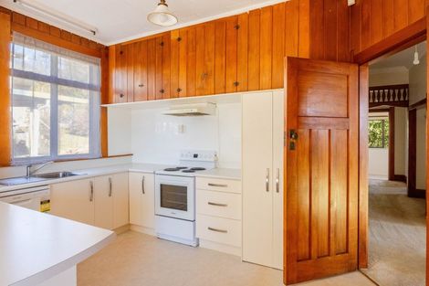 Photo of property in 1 Kitchener Street, Waipukurau, 4200