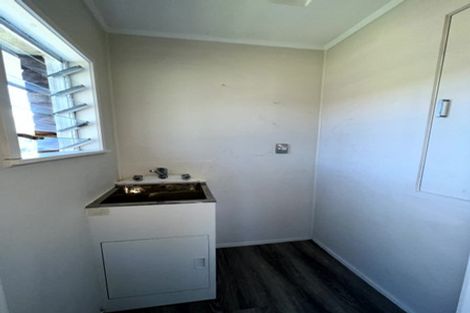 Photo of property in 1/9 Sudan Avenue, Milford, Auckland, 0620