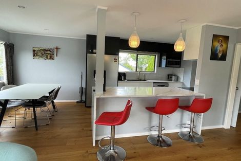 Photo of property in 6 Hiwihau Place, Glenfield, Auckland, 0629