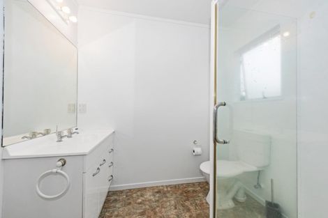 Photo of property in 11a Norana Road, Maoribank, Upper Hutt, 5018