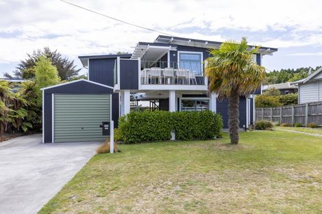Photo of property in 14a Weka Road, Waipahihi, Taupo, 3330