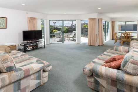 Photo of property in 5 Inagh Close, Dannemora, Auckland, 2016