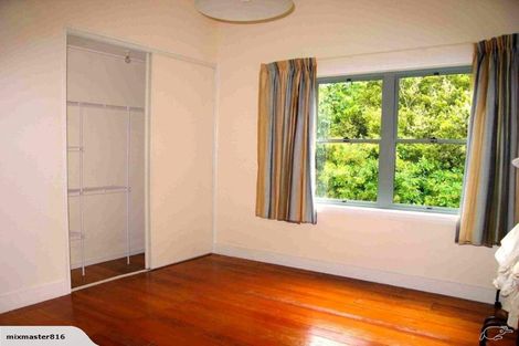 Photo of property in 18 Huia Road, Titirangi, Auckland, 0604