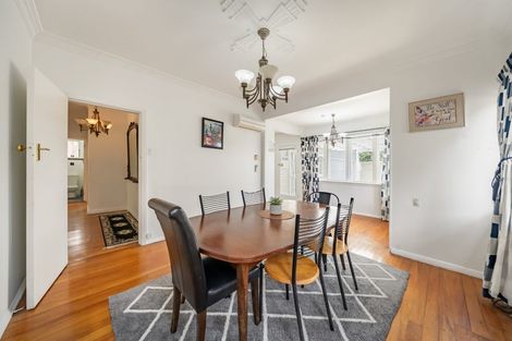 Photo of property in 22 Saint Ronans Avenue, Waterloo, Lower Hutt, 5011