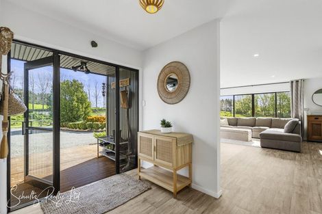 Photo of property in 316 Mountain Road, Maungaturoto, 0587