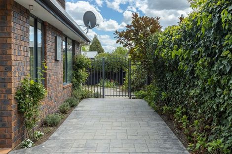 Photo of property in 2 Harrods Court, Ilam, Christchurch, 8053