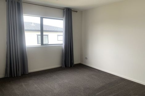 Photo of property in 98 Cardiff Road, Pakuranga, Auckland, 2010