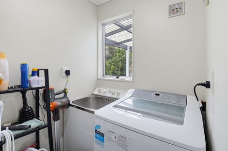 Photo of property in 105 Oxford Street, Ashhurst, 4810
