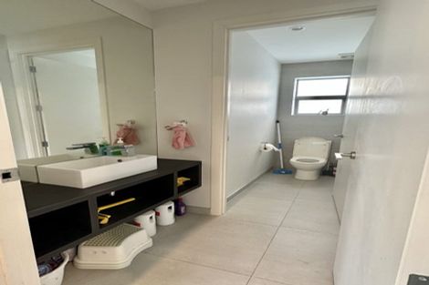 Photo of property in 68 Arran Road, Browns Bay, Auckland, 0630
