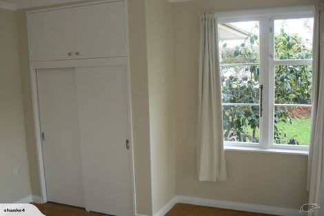 Photo of property in 16 Franklin Avenue, Hokowhitu, Palmerston North, 4410