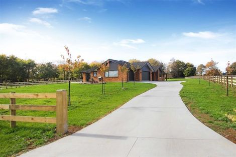 Photo of property in 202l Ingram Road, Bombay, Drury, 2579