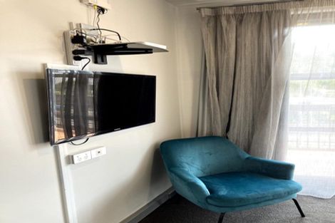 Photo of property in Atrium Towers, 4n/154 The Terrace, Wellington Central, Wellington, 6011