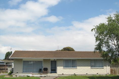 Photo of property in 28 Guernsey Street, Aranui, Christchurch, 8061