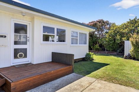 Photo of property in 55a Springs Road, Parakai, 0830