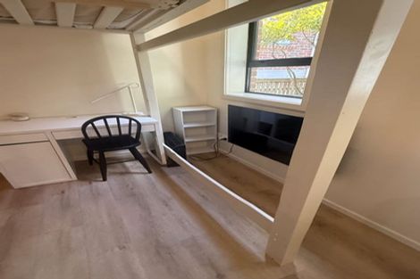 Photo of property in 60 Royal Terrace, Dunedin Central, Dunedin, 9016