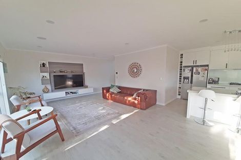 Photo of property in 50 Cirrus Way, Ranui, Auckland, 0612