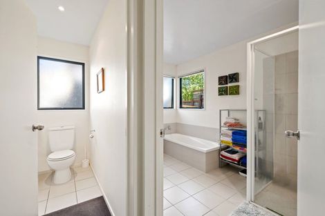 Photo of property in 57 Rob Roy Lane, Wanaka, 9305