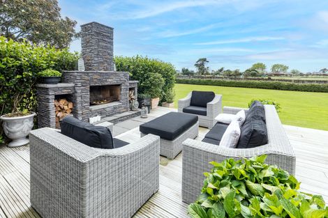 Photo of property in 1402 Glenbrook Road, Glenbrook, Waiuku, 2681