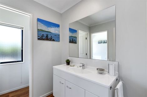 Photo of property in 77 O'neill Avenue, Northwood, Christchurch, 8051