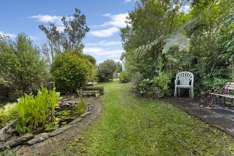 Photo of property in 28 Tarawera Road, Johnsonville, Wellington, 6037