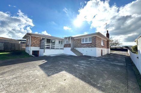 Photo of property in 10 Russell Avenue, Pukekohe, 2120