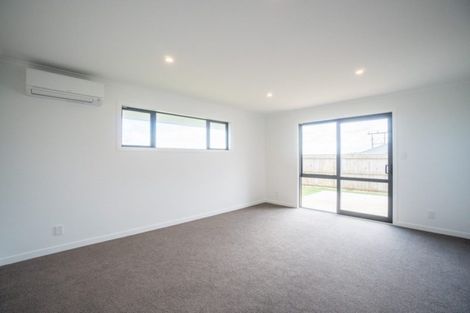 Photo of property in 33 Silicon Way, Fitzherbert, Palmerston North, 4410