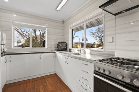 Photo of property in 2/1 Rakaia Rise, Clover Park, Auckland, 2019