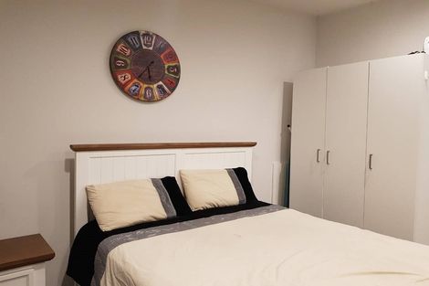 Photo of property in 1/44 Deuxberry Avenue, Northcote, Auckland, 0627