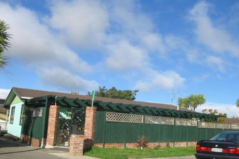 Photo of property in 56 Guadeloupe Crescent, Grenada Village, Wellington, 6037