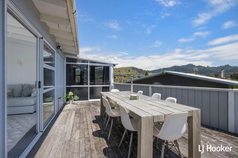 Photo of property in 30 Hillview Road, Waihi Beach, 3611