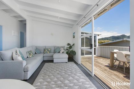 Photo of property in 30 Hillview Road, Waihi Beach, 3611