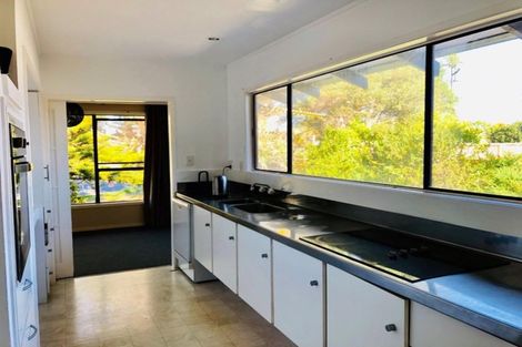 Photo of property in 1/2 Deep Creek Road, Torbay, Auckland, 0630