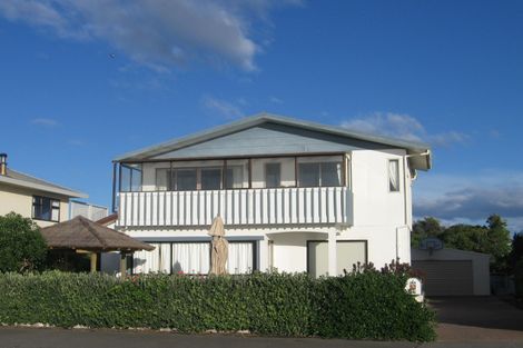 Photo of property in 87 The Esplanade, Westshore, Napier, 4110