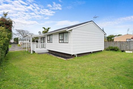 Photo of property in 2/19 Martin Road, Manurewa, Auckland, 2102