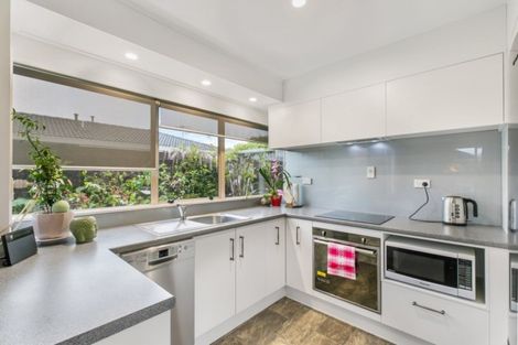 Photo of property in 13b Balmacewen Place, Mount Maunganui, 3116