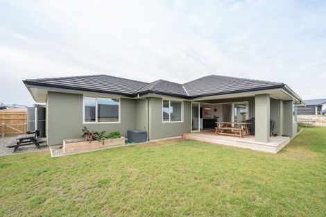 Photo of property in 10 Coppermine Crescent, Brightwater, 7022