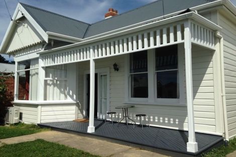 Photo of property in 122 Hargest Crescent, Saint Clair, Dunedin, 9012