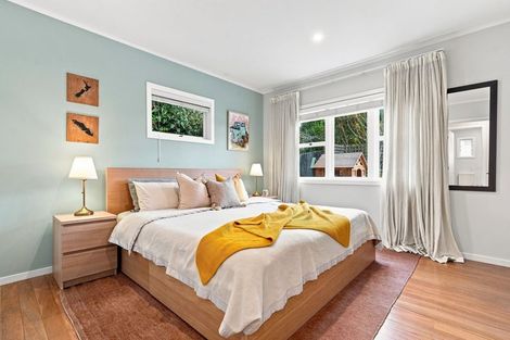 Photo of property in 1/77 Birkdale Road, Birkdale, Auckland, 0626