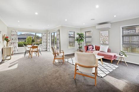 Photo of property in 94 Endeavour Drive, Whitby, Porirua, 5024