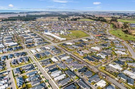 Photo of property in 10 Te Pakiaka Road, Pegasus, 7612