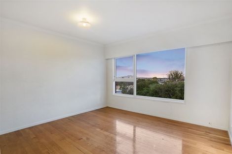 Photo of property in 2/41 Quebec Road, Milford, Auckland, 0620