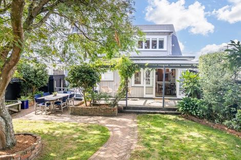 Photo of property in 53 Kensington Avenue, Petone, Lower Hutt, 5012