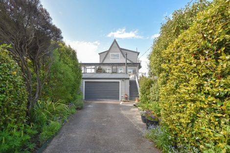 Photo of property in 10 Rimu Street, Kaka Point, Balclutha, 9271