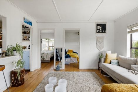 Photo of property in 58 Wainui Road, Raglan, 3225