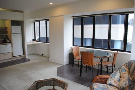Photo of property in St Peters Apartments, 3a/192 Willis Street, Te Aro, Wellington, 6011