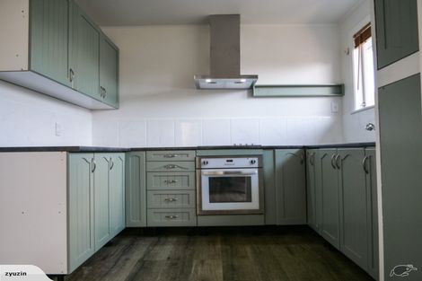 Photo of property in 21 Mcquarrie Avenue, Wattle Downs, Auckland, 2103