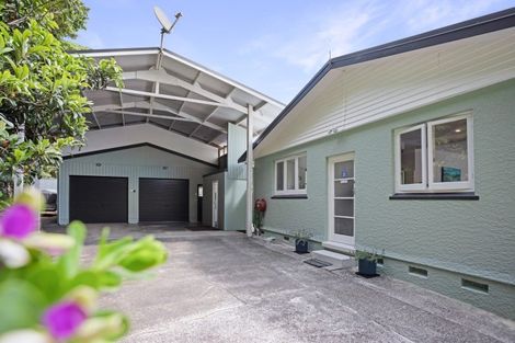Photo of property in 42 Seaview Road, Paihia, 0200