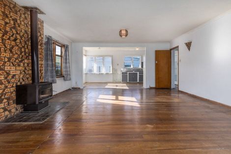 Photo of property in 8 Lambley Road, Titahi Bay, Porirua, 5022