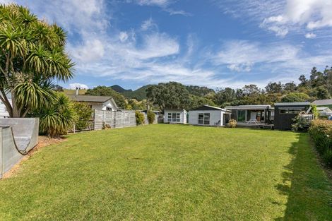 Photo of property in 30 Mako Avenue, Whiritoa, Whangamata, 3691