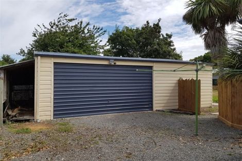 Photo of property in 17 Collins Drive, Waikuku Beach, 7402